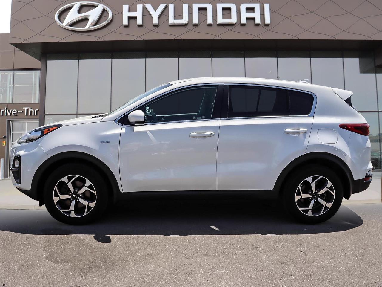 2022 Kia Sportage LX Photo