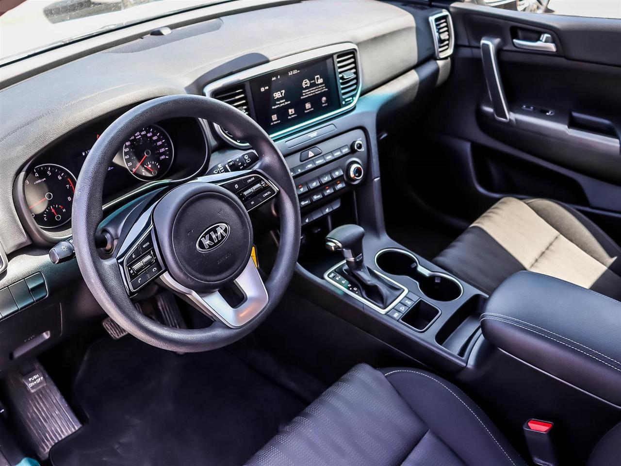 2022 Kia Sportage LX Photo