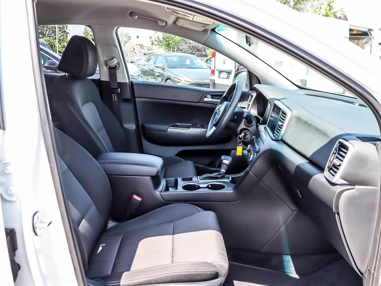2022 Kia Sportage LX Photo