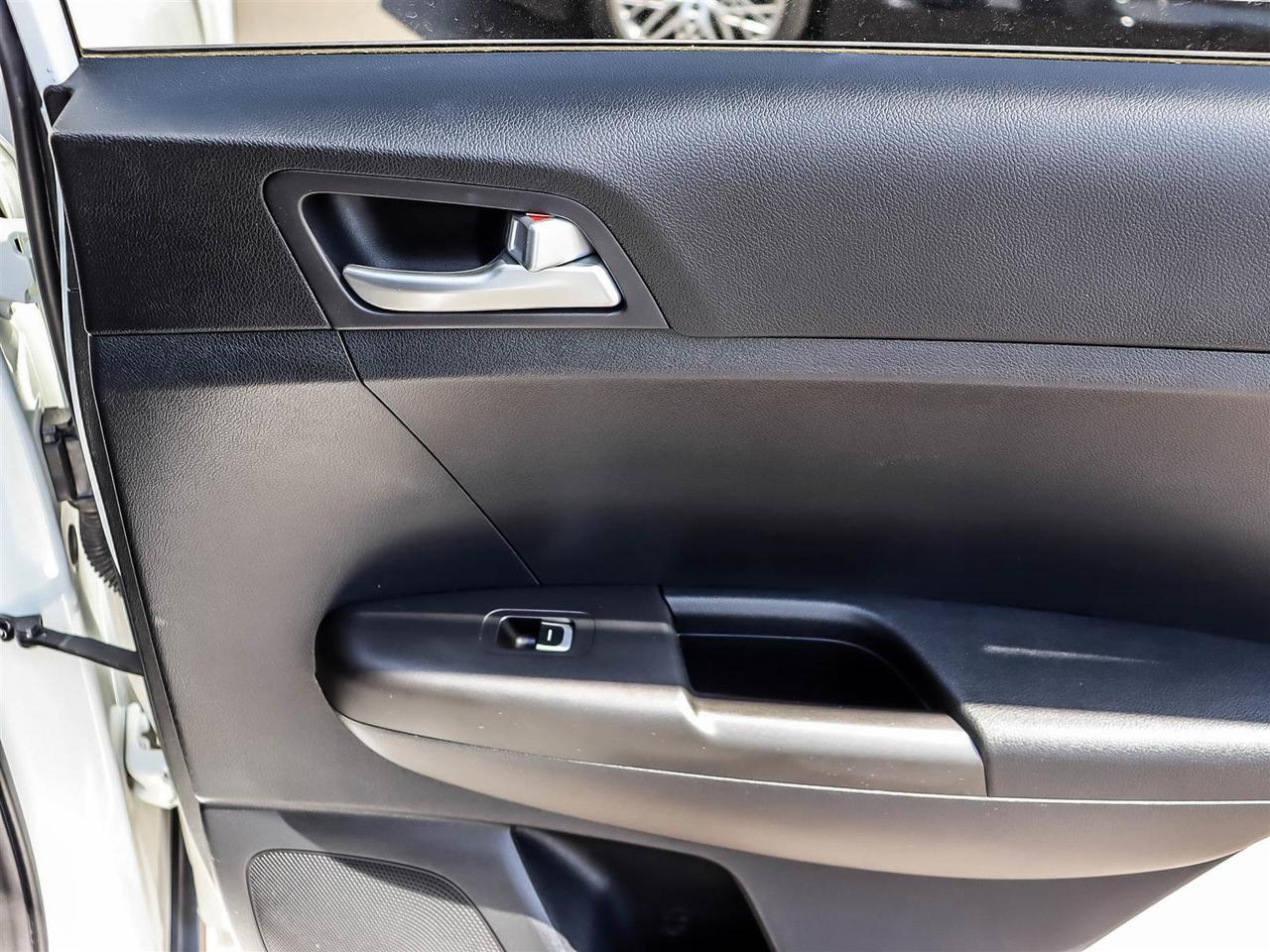 2022 Kia Sportage LX Photo