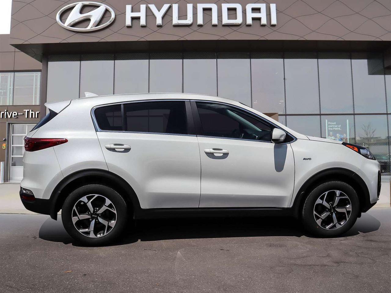 2022 Kia Sportage LX Photo