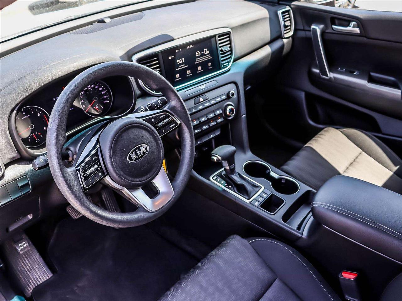 2022 Kia Sportage LX Photo