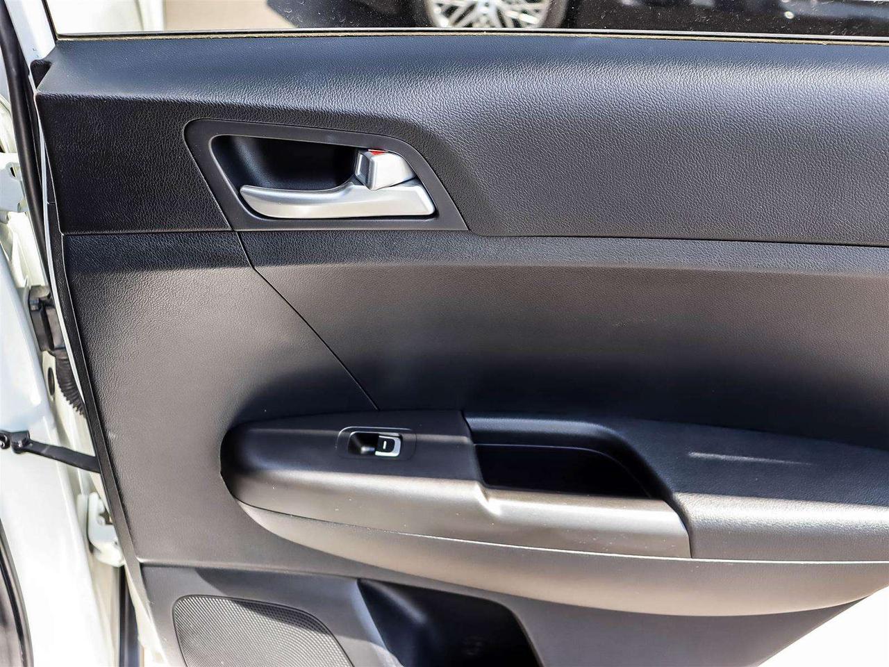 2022 Kia Sportage LX Photo