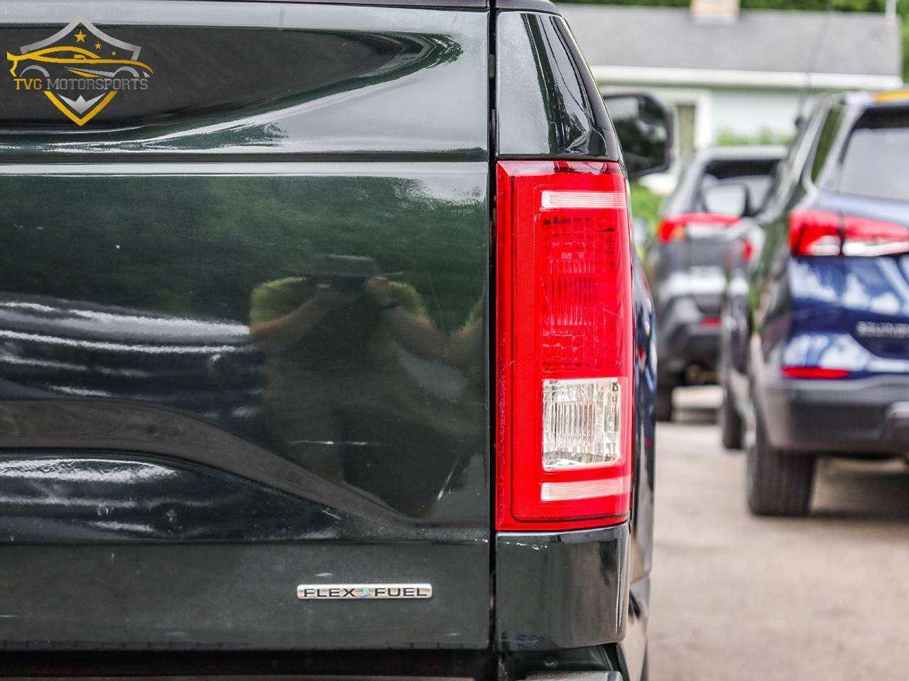 2016 Ford F-150 XLT SPECIAL EDITION 5.0L V8 6.5FTBED GEM GREEN MET Photo