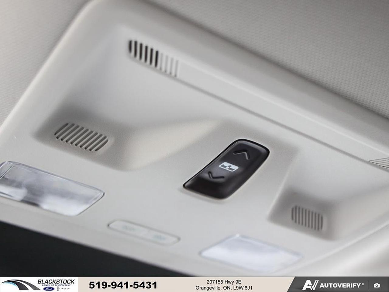 2023 Ford Maverick Lariat   Tremor Package   Sunroof   Leather Heated Photo