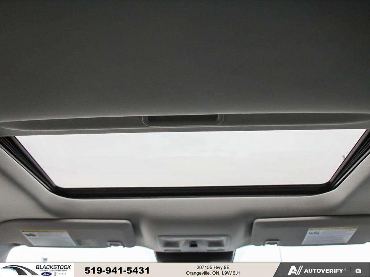 2023 Ford Maverick Lariat   Tremor Package   Sunroof   Leather Heated Seats   Apply Carplay   AWD   Remote Start   ABS Photo