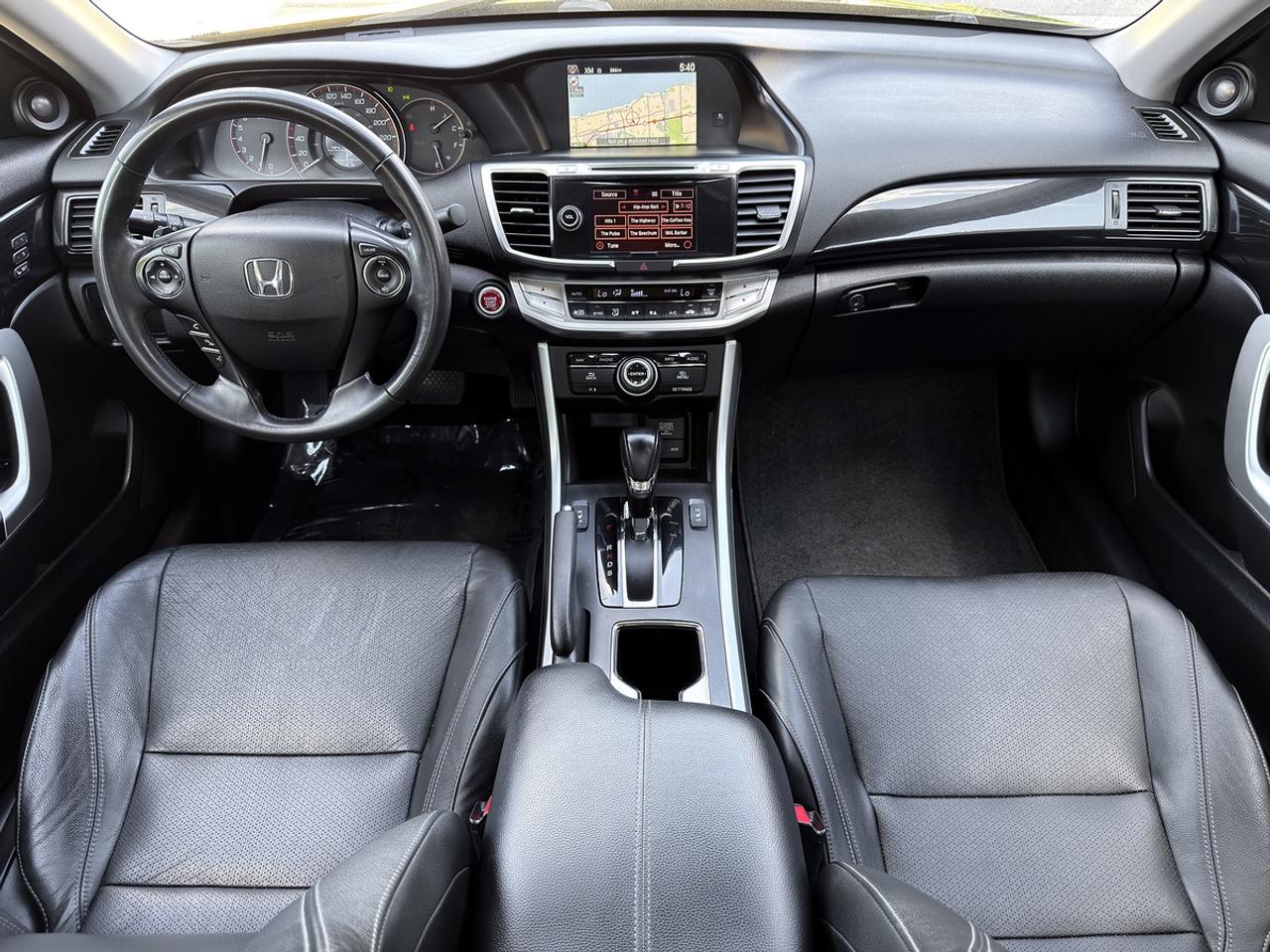 2015 Honda Accord EX-L W/NAVI Photo4