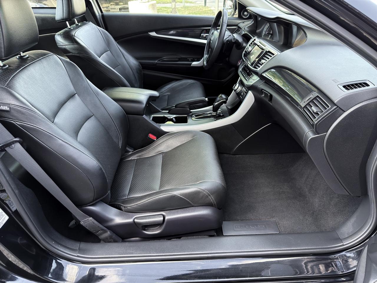 2015 Honda Accord EX-L W/NAVI Photo