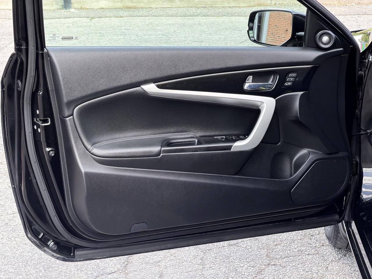 2015 Honda Accord EX-L W/NAVI Photo