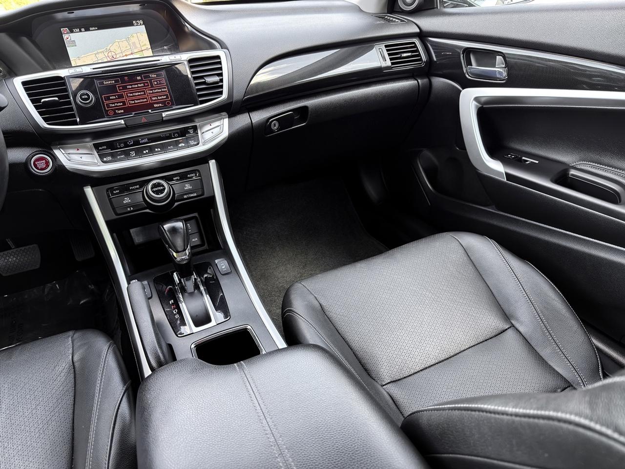 2015 Honda Accord EX-L W/NAVI Photo
