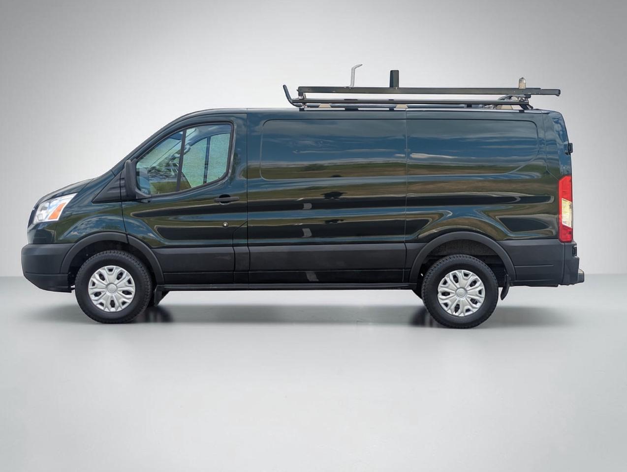 2019 Ford Transit T 250 Photo