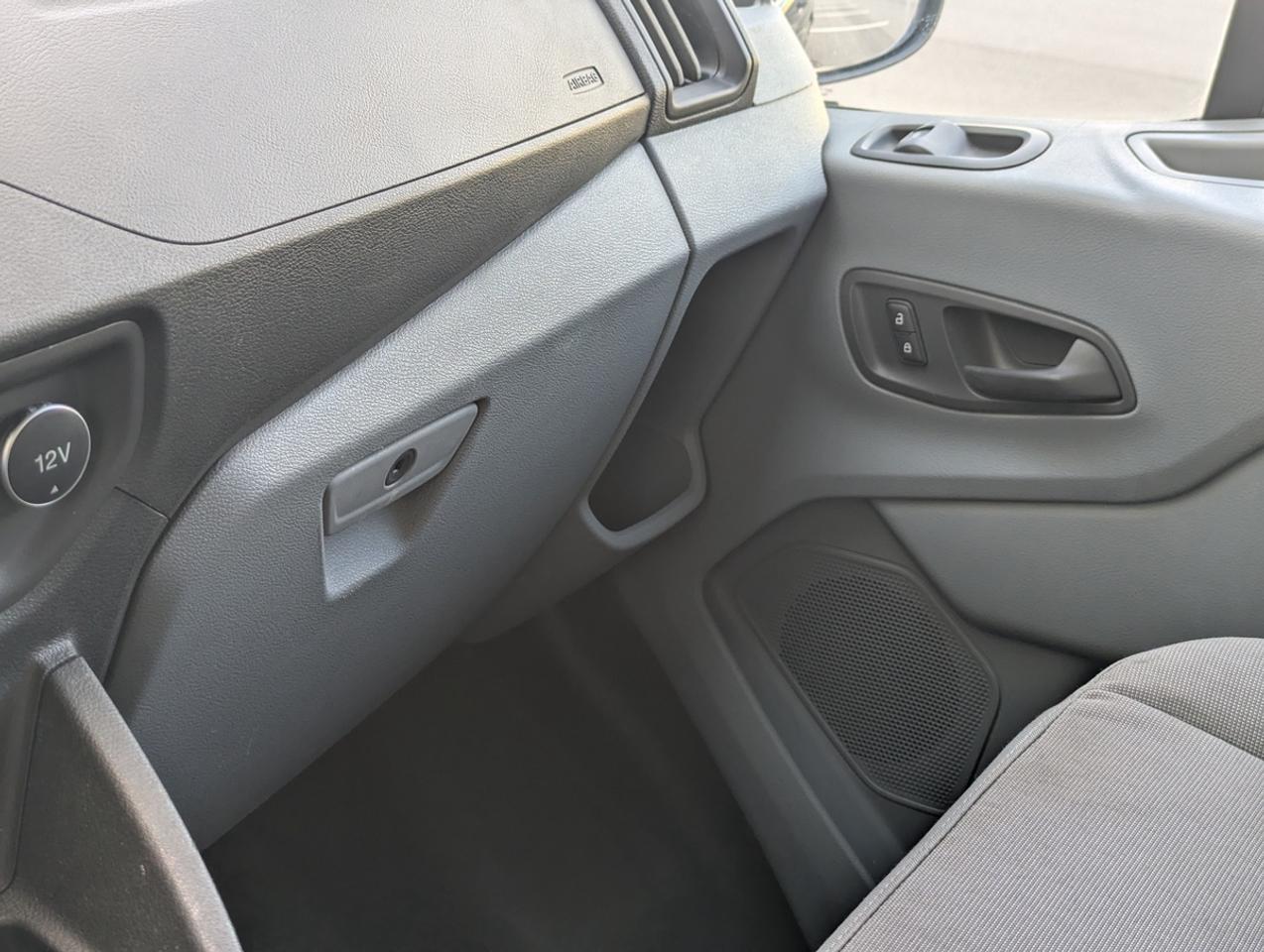 2019 Ford Transit T 250 Photo