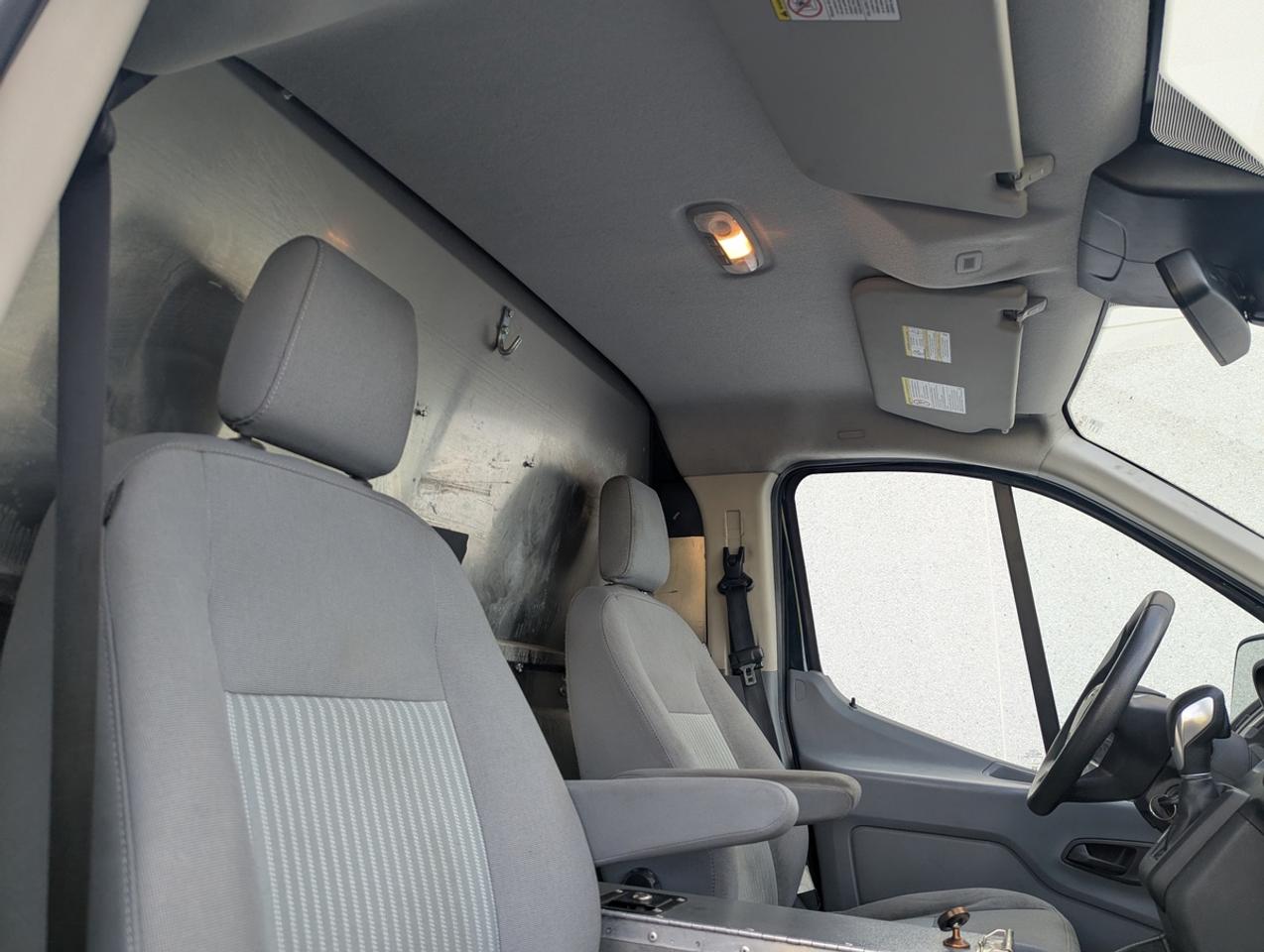 2019 Ford Transit T 250 Photo
