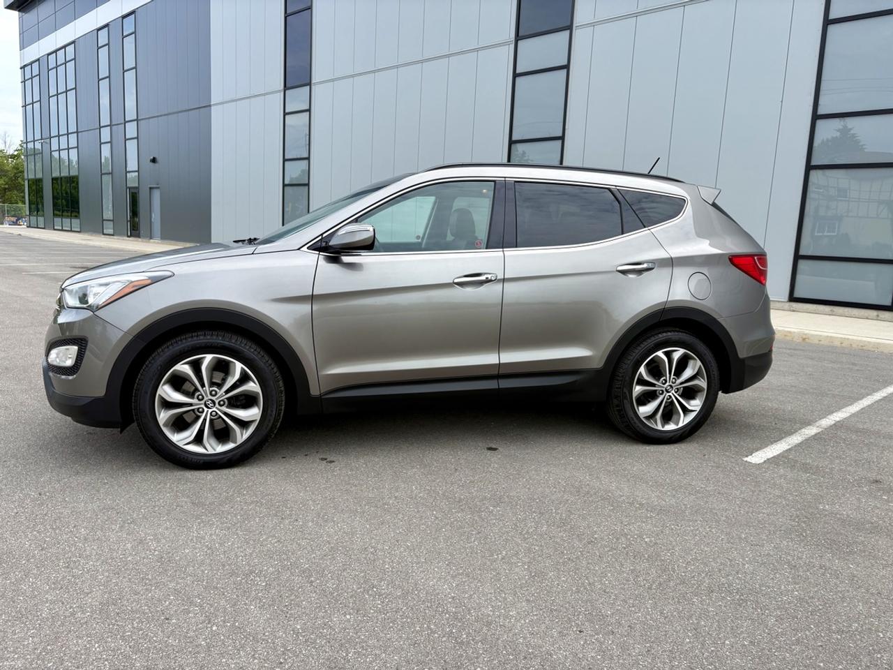 2014 Hyundai Santa Fe Sport GLS Photo