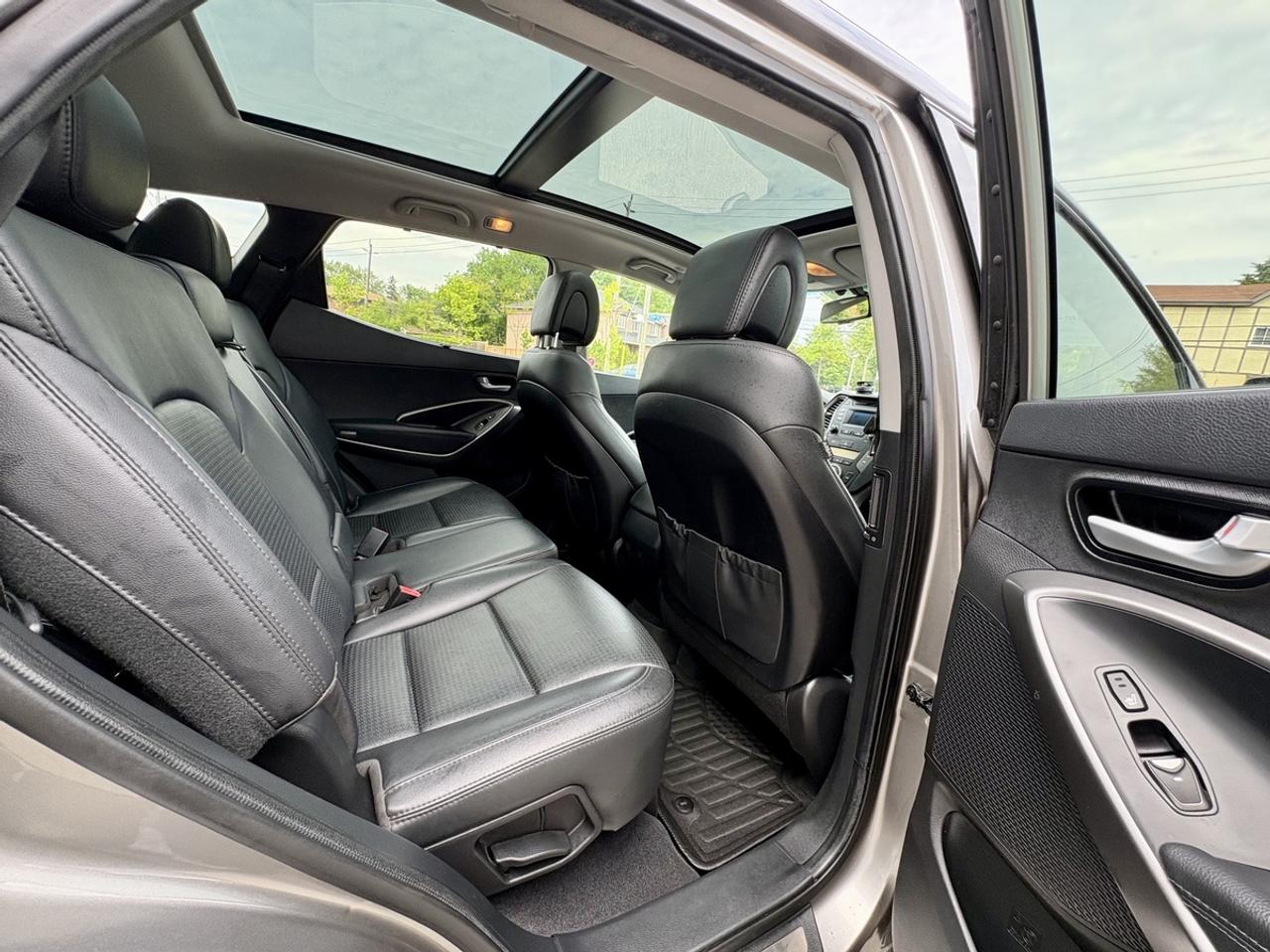 2014 Hyundai Santa Fe Sport GLS Photo