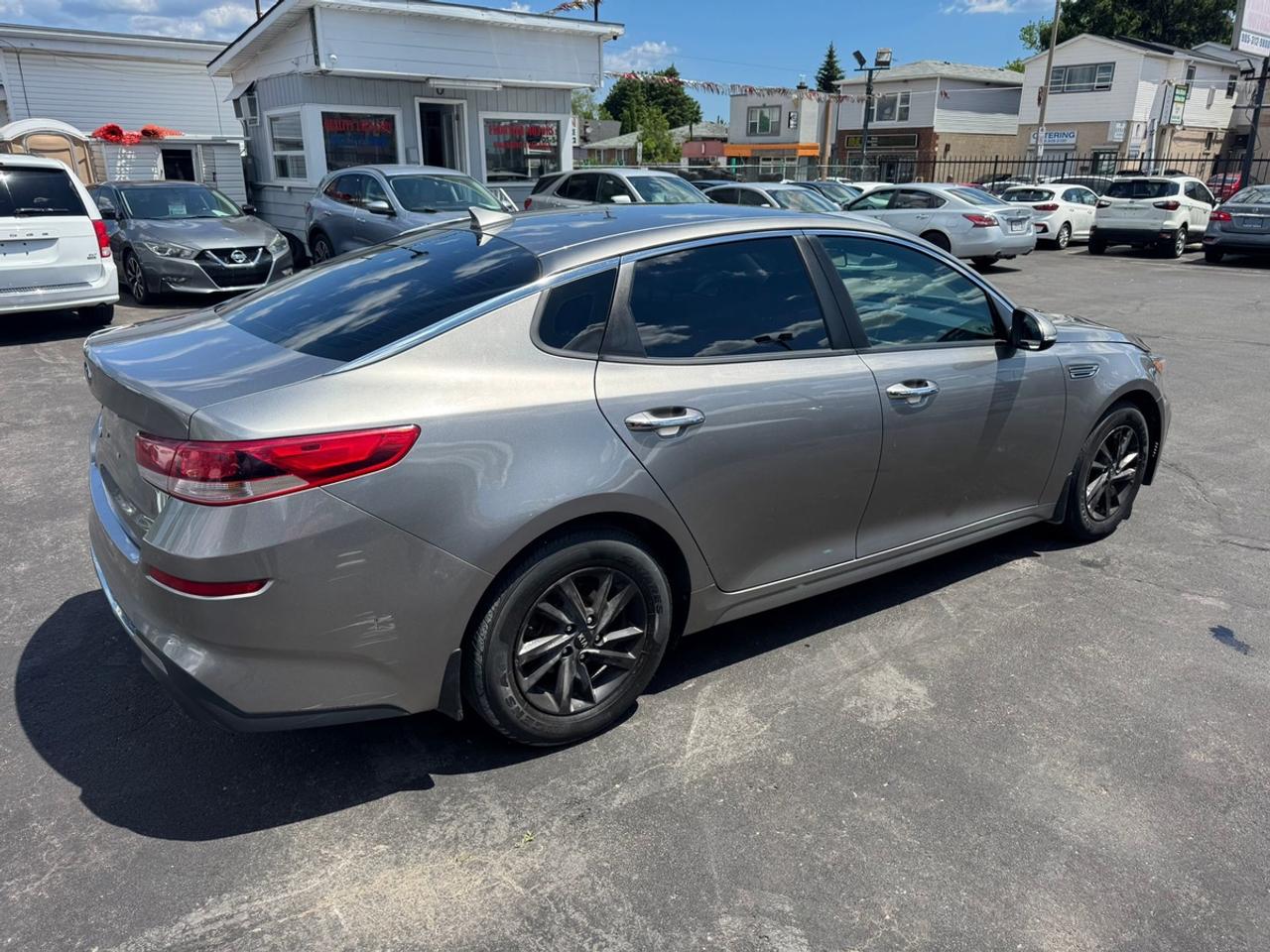 2019 Kia Optima LX Photo