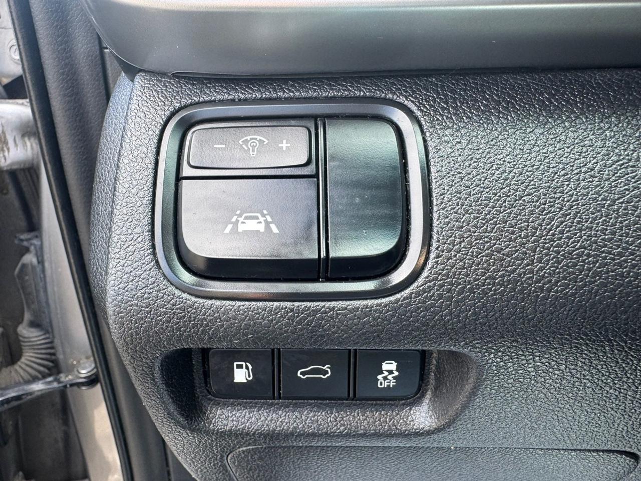 2019 Kia Optima LX Photo