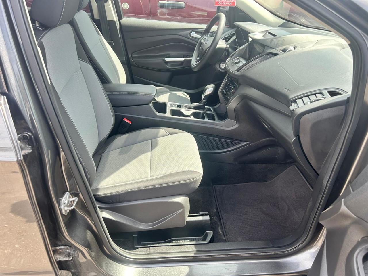 2018 Ford Escape SE Photo