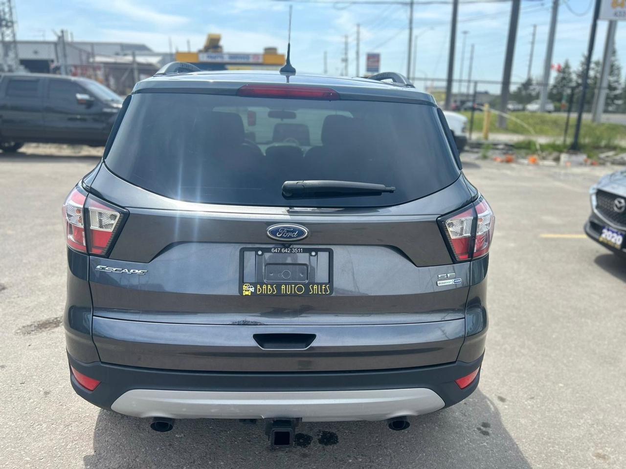 2018 Ford Escape SE Photo