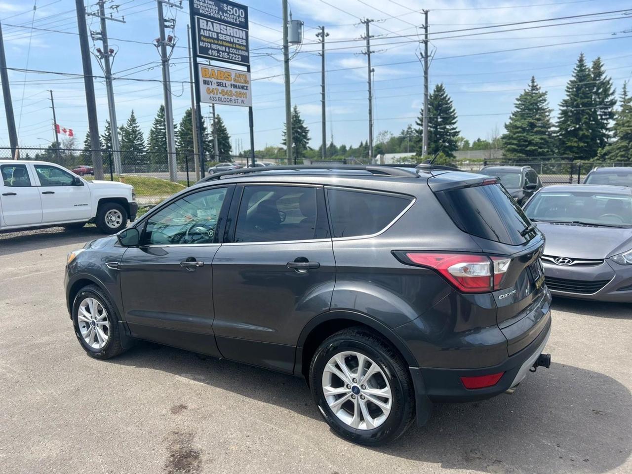 2018 Ford Escape SE Photo