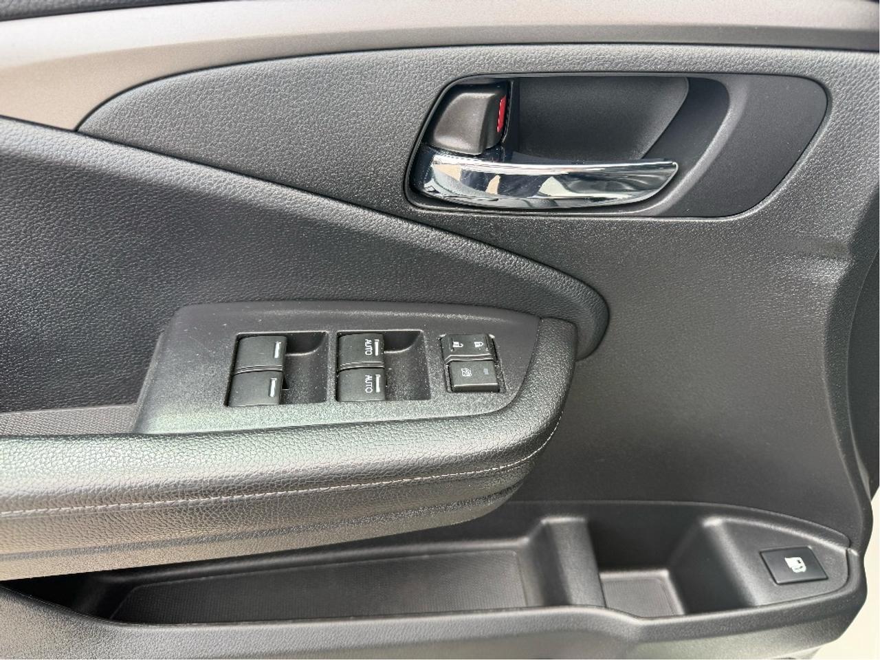 2019 Honda Ridgeline SPORT Photo