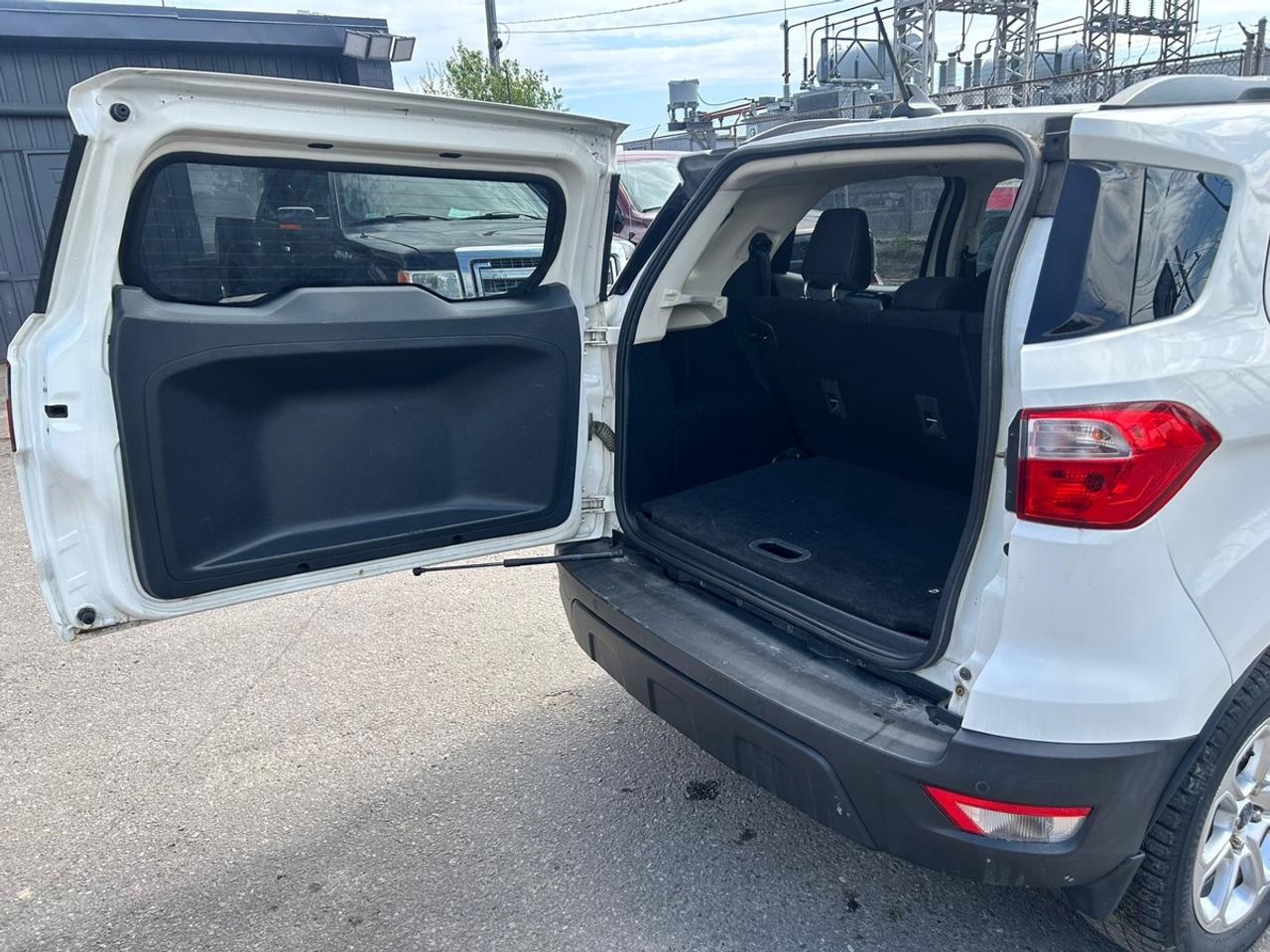 2018 Ford EcoSport SE Photo