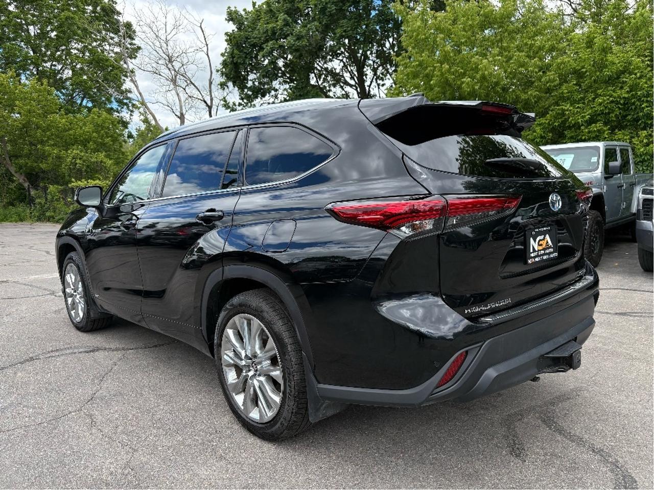2020 Toyota Highlander Hybrid LIMITED Photo