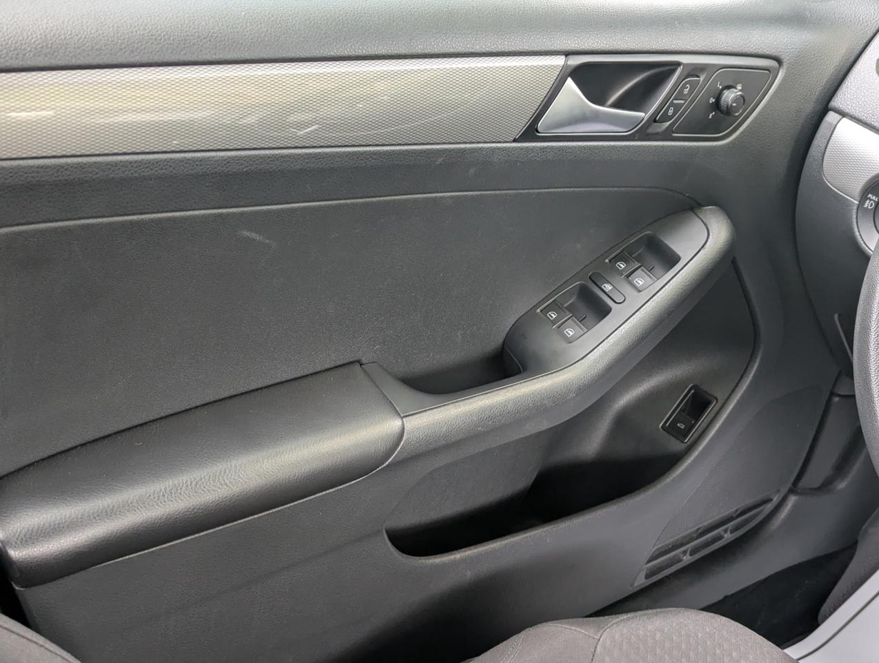 2015 Volkswagen Jetta TDI/Comfortline/BackupCam/PushBStart Photo