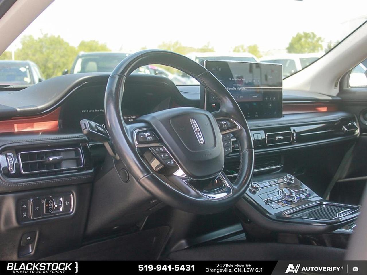 2022 Lincoln Nautilus Reserve AWD   ONE OWNER   NO ACCIDENTS   OFF LEASE Photo