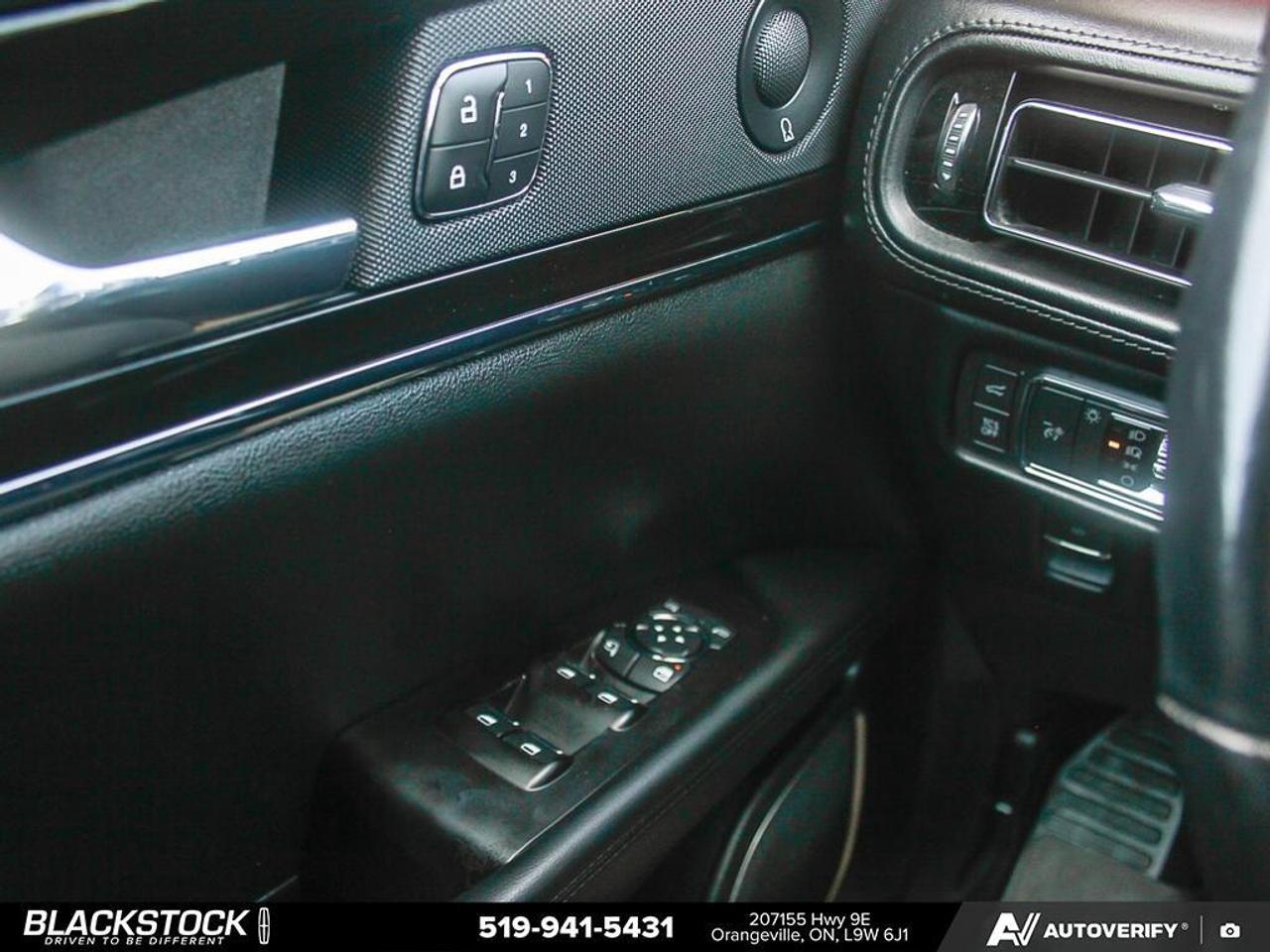 2022 Lincoln Nautilus Reserve AWD   ONE OWNER   NO ACCIDENTS   OFF LEASE Photo