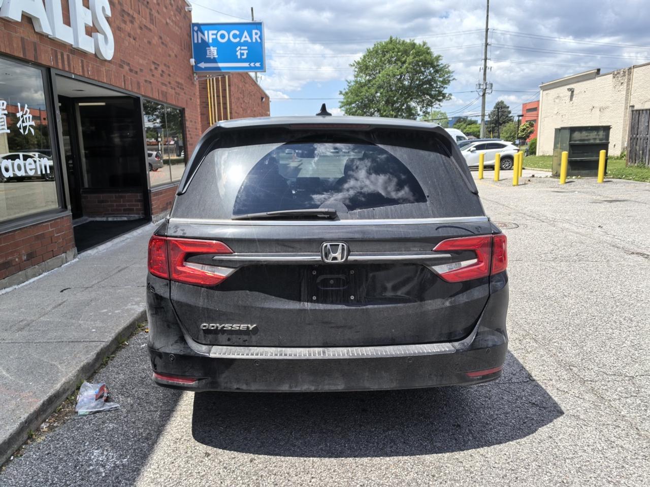 2023 Honda Odyssey EX L Photo