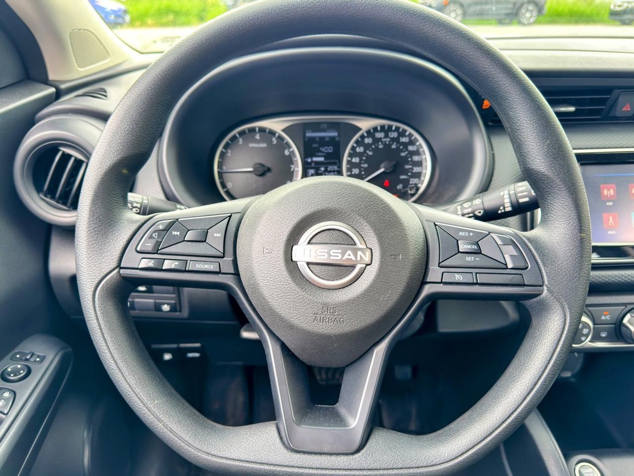 2024 Nissan Kicks S Photo