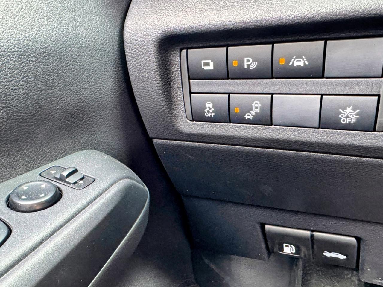 2024 Nissan Kicks S Photo