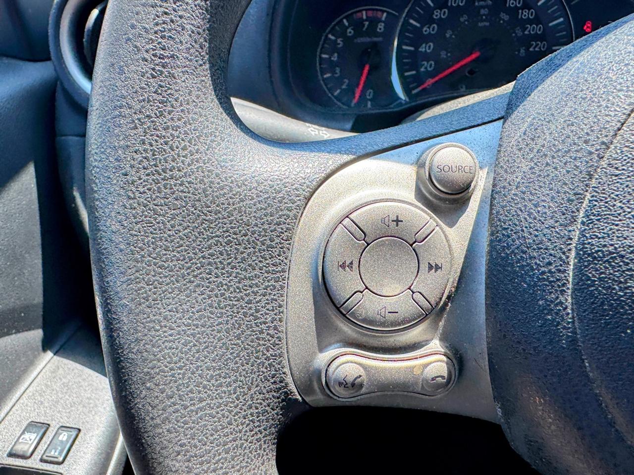 2015 Nissan Micra Base Photo