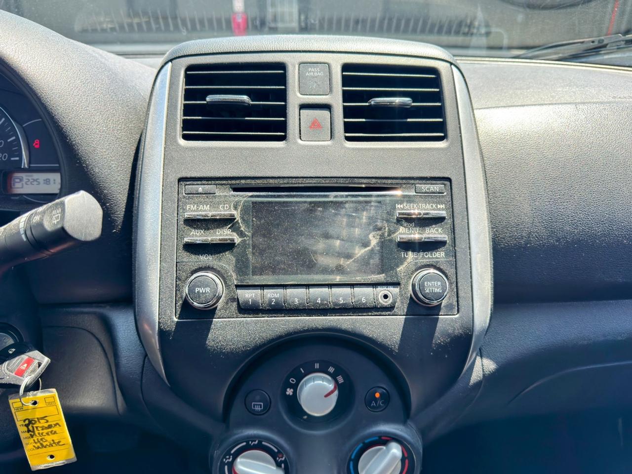 2015 Nissan Micra Base Photo