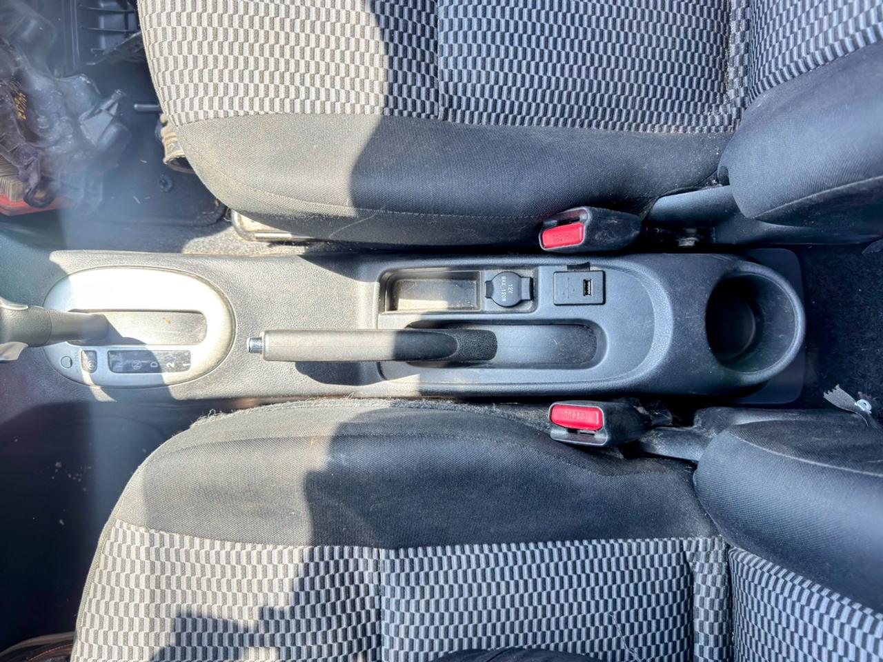 2015 Nissan Micra Base Photo