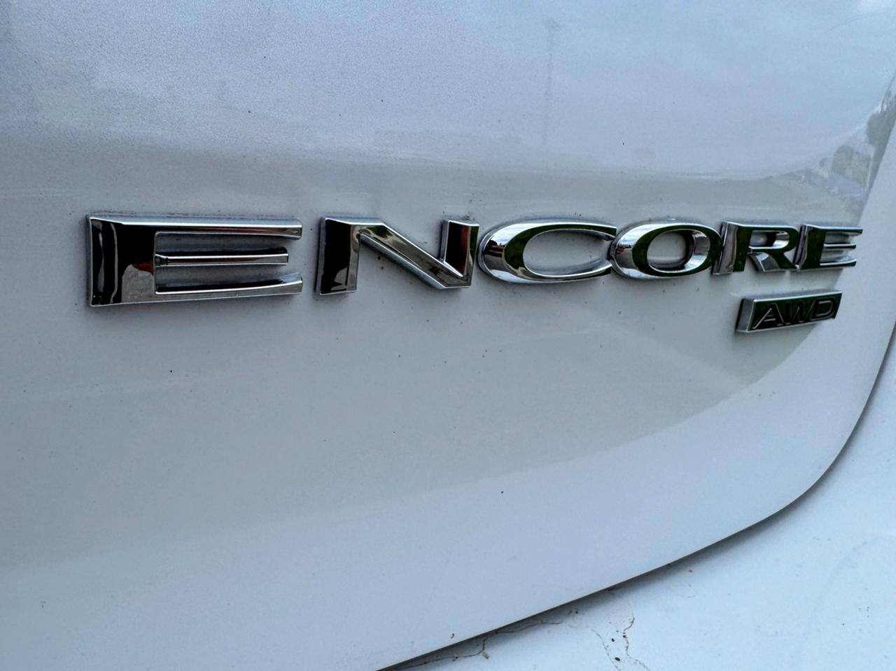 2017 Buick Encore Essence Photo