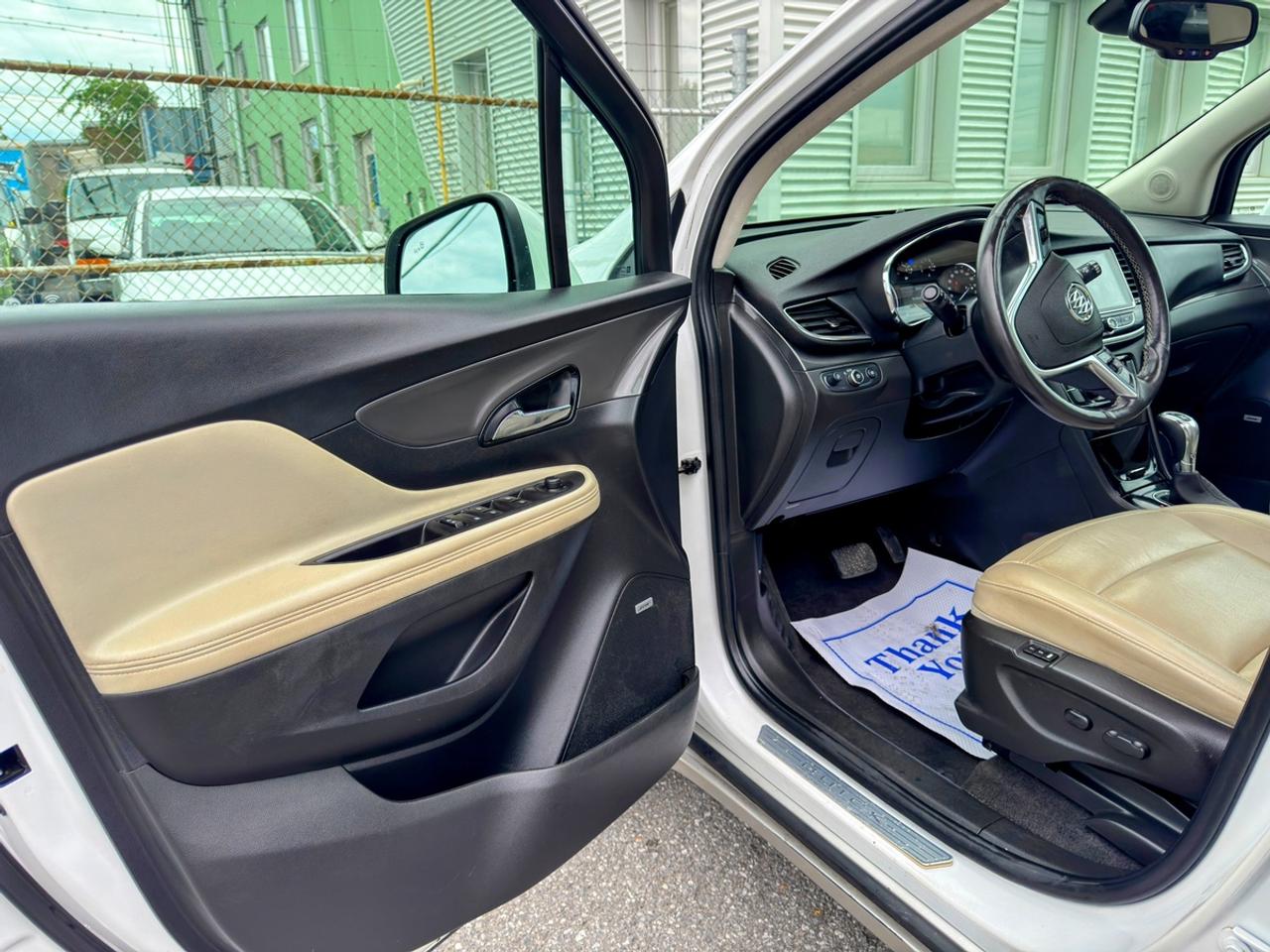 2017 Buick Encore Essence Photo