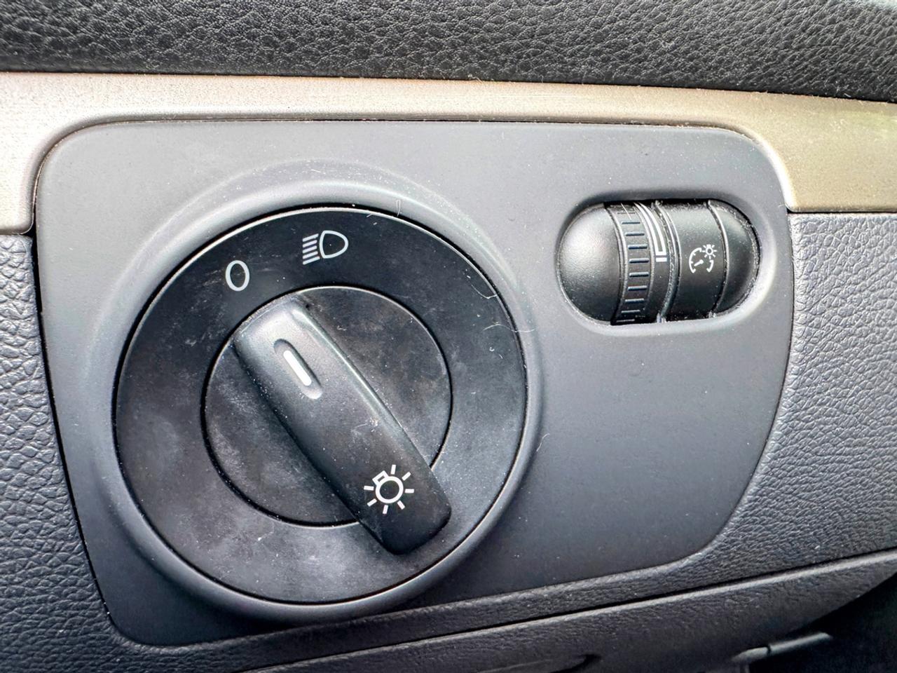 2009 Volkswagen Rabbit Comfortline Photo