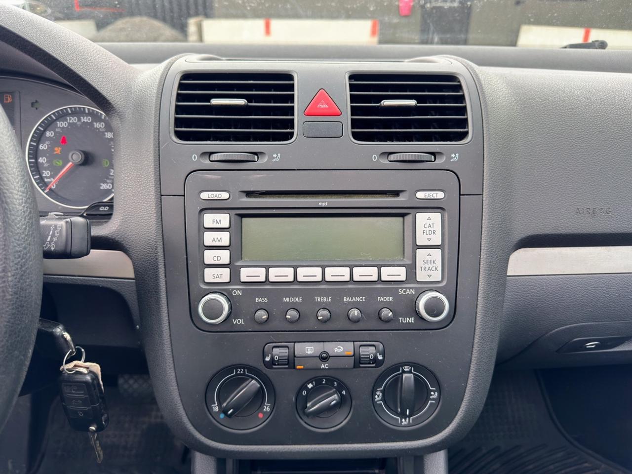 2009 Volkswagen Rabbit Comfortline Photo