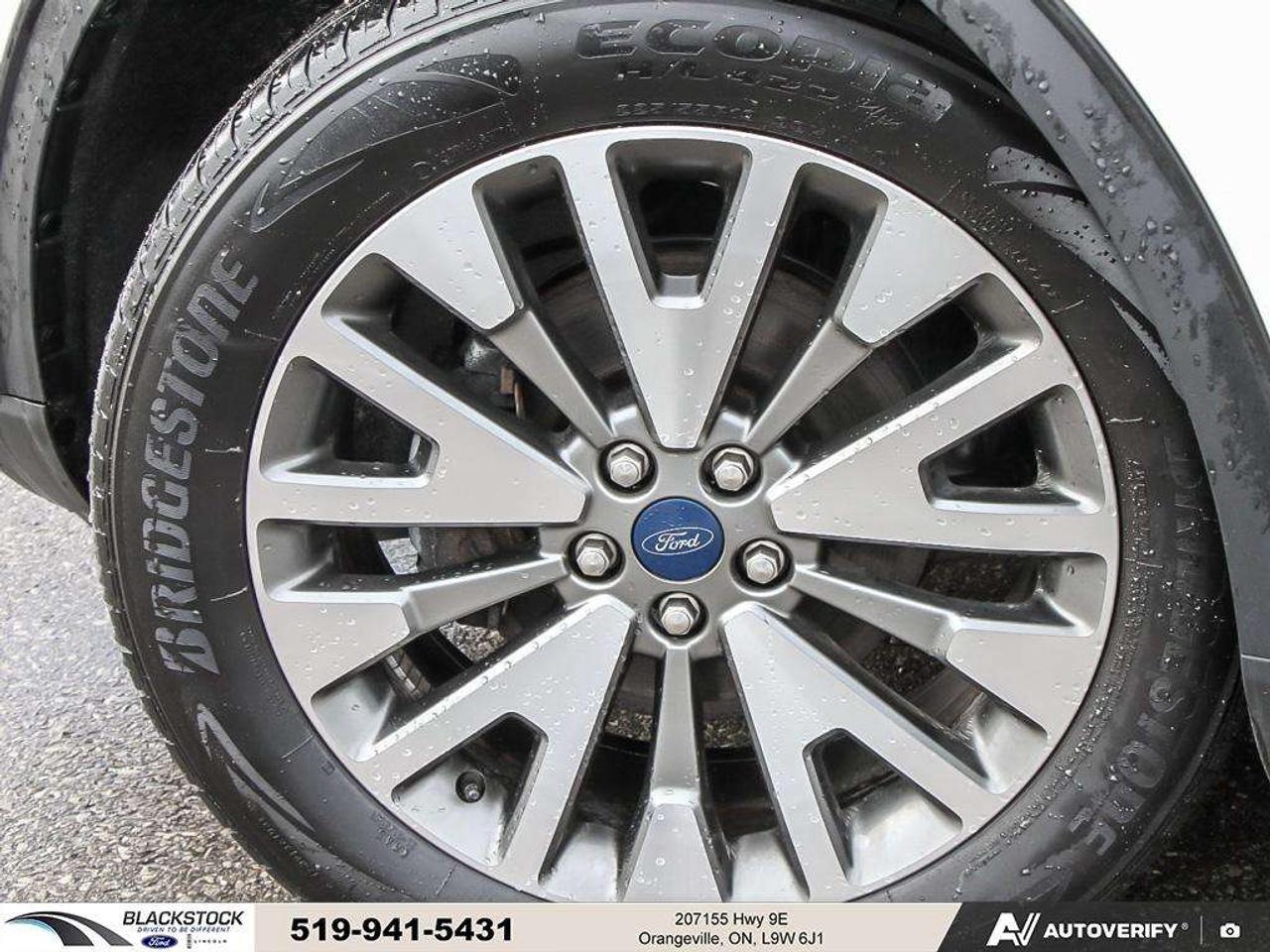 2022 Ford Escape Titanium Hybrid   ONE OWNER   NO ACCIDENTS Photo