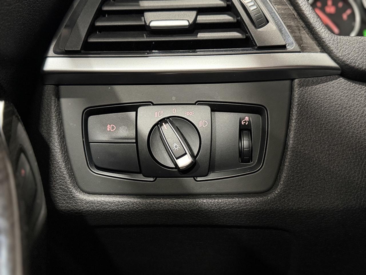 2014 BMW 3-Series 328i xDrive Photo