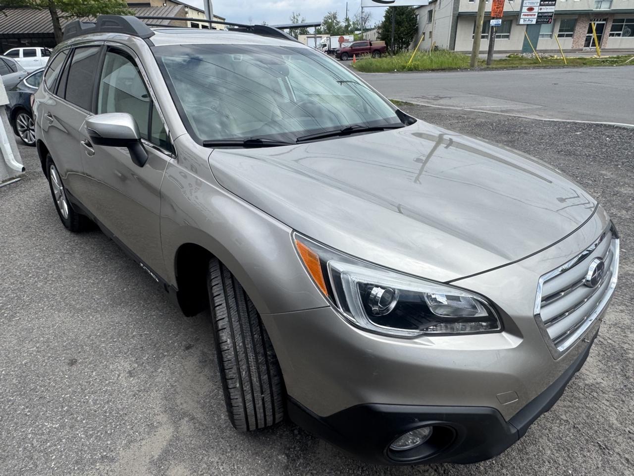 2016 Subaru Outback Premium Photo