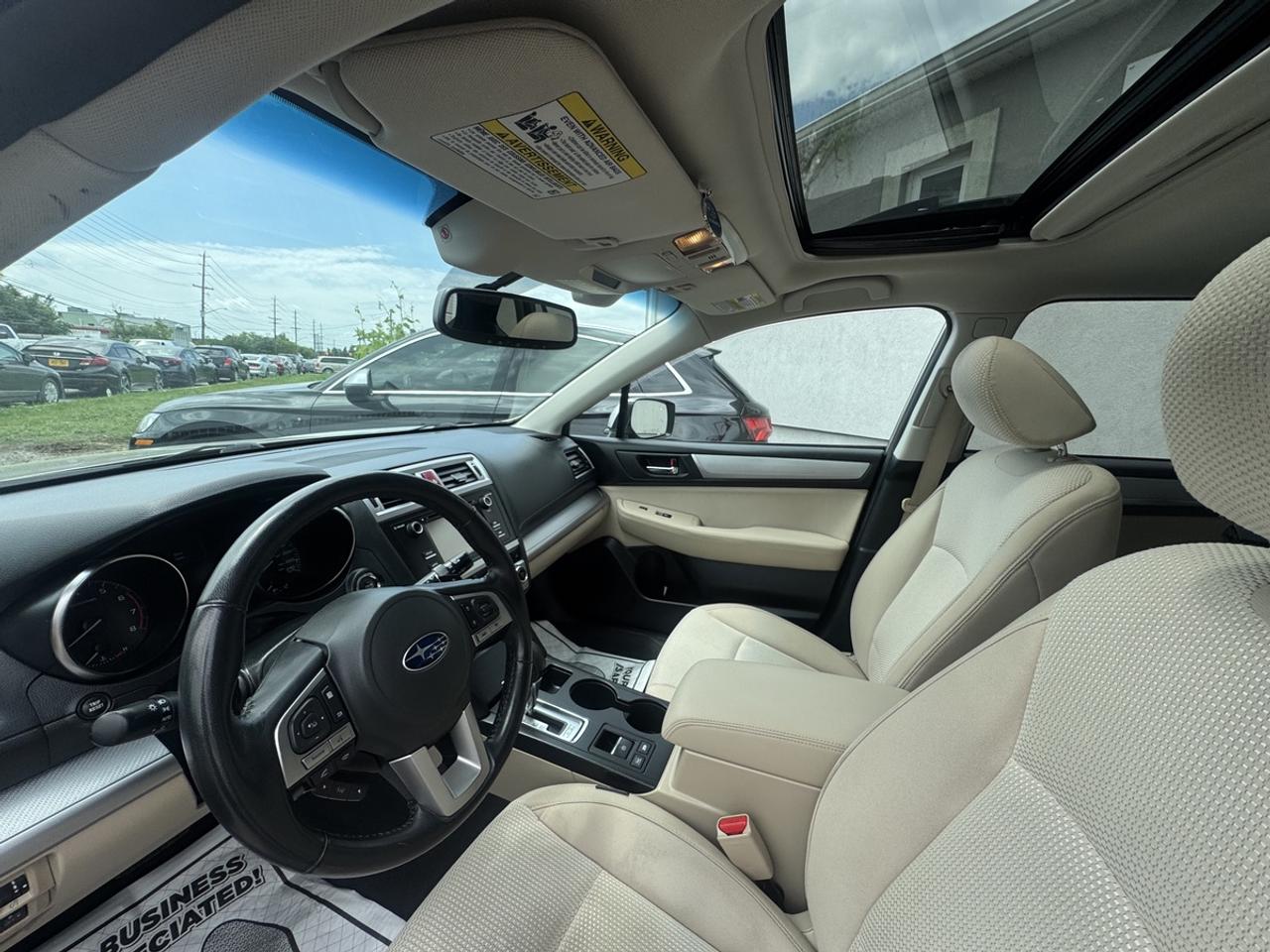 2016 Subaru Outback Premium Photo