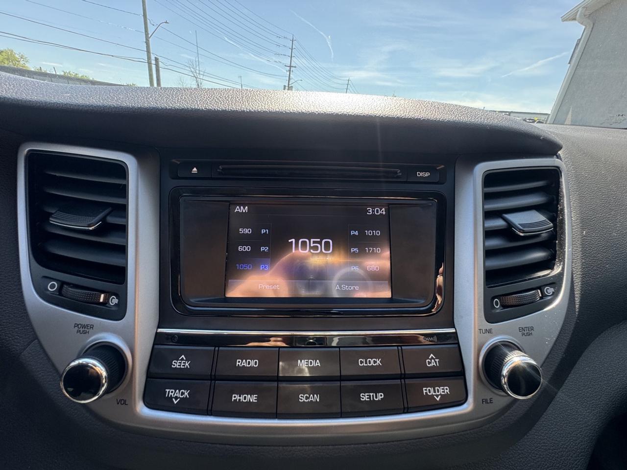 2017 Hyundai Tucson SE Photo