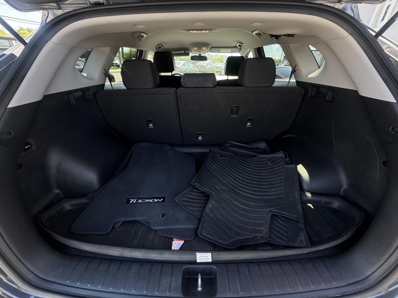 2017 Hyundai Tucson SE Photo