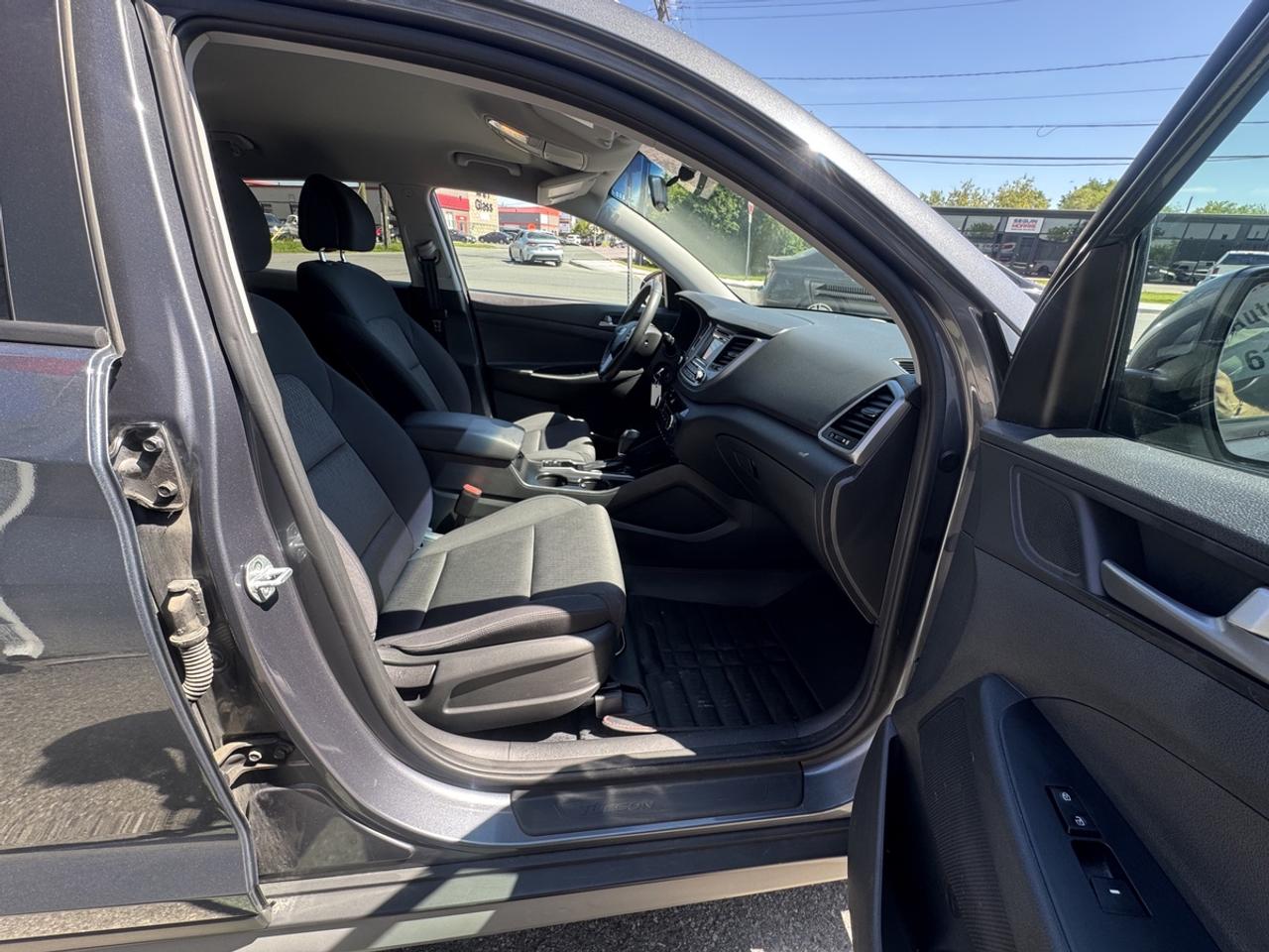 2017 Hyundai Tucson SE Photo