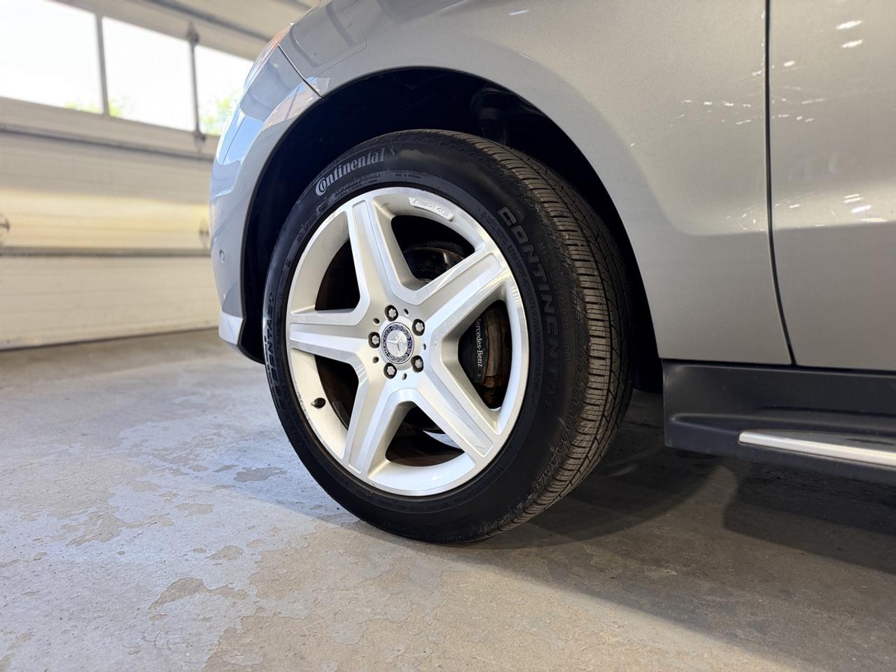 2014 Mercedes-Benz M-Class ML350 BLUETEC Photo2