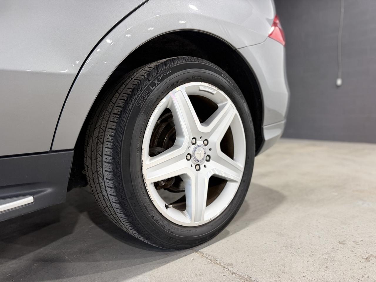 2014 Mercedes-Benz M-Class ML350 BLUETEC Photo3