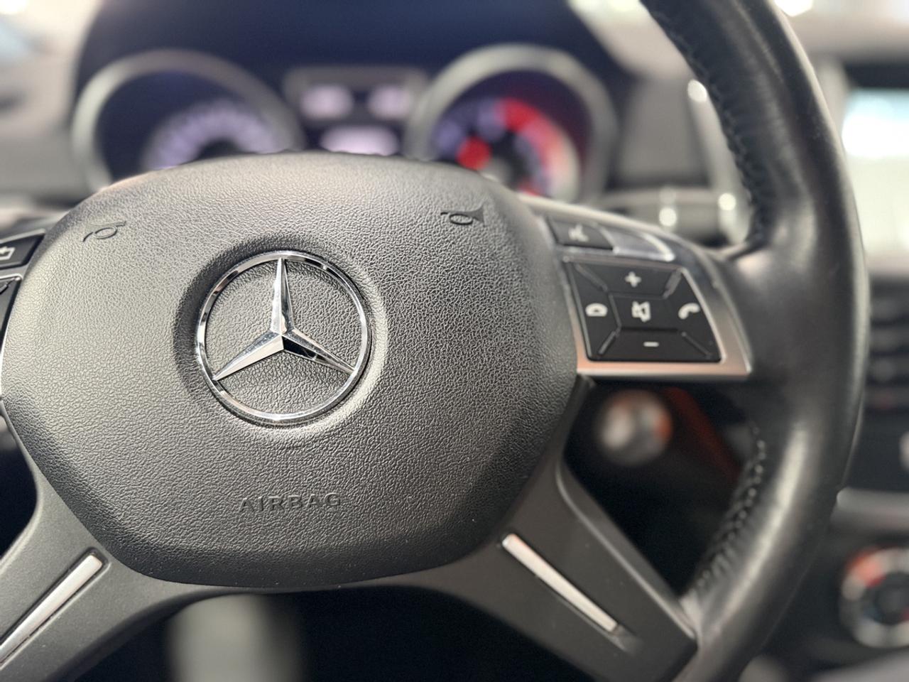 2014 Mercedes-Benz M-Class ML350 BLUETEC Photo